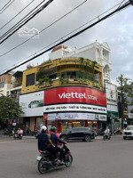 chính chủ cho thuê nguyên căn mặt tiền ôm góc ngã tư nguyễn thái học - ngô mây