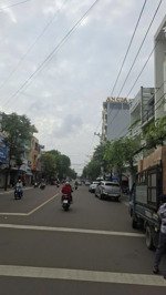 bán nhà 3 tầng mặt tiền kinh doanh vip đường lê hồng phong gần biển quy nhơn