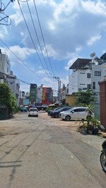 nhà bán hẻm xe tải 8m cách mạng tháng 8 f7 . 2 tầng- dt 4,1x15. 9.2ti