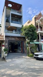 nhà mặt đường nhựa 16m xây kiên cố 4 tầng thang máy 450kg gần nhiều tiện ích liền kề phú mỹ hưng