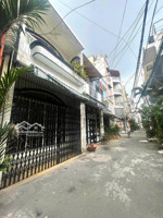 nhà đôi liền kề nhau, ngang 7.5m, 97m2, 6pn. hẻm lớn thông các ngã, gần bv, cv, siêu thị, trường