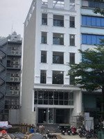 cho thuê tòa văn phòng mới xây tại da huy hoàng đường trương văn bang , 210tr , 160m2, mặt tiền 8m