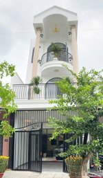 bán nhà full nội thất cao cấp trung tâm hoà minh