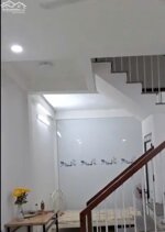 Cho thuê nhà ngõ Bùi Xương Trạch 3 tầng x 35m2, 3 ngủ, 2 vệ sinh, 9.5 triệu