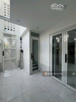 quận 7, bùi văn ba, 38m2, ngang 4,6m x9 m, 20 m ra hẻm ô tô, dòng tiền 17tr/tháng, nhỉnh 4 tỷ