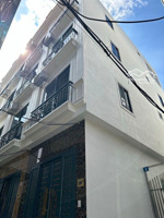 ôtô đỗ cửa lô góc -32m 5 tầng tại kim chung hoài đức, vị trí cực đắc địa gần nhổn vành đai 3.5