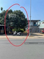 anh mình bán đất mặt tiền đường dh 32m ở bình dương (5*55) + 100m ont giá 650tr. shr, dân đông.