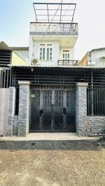 cần bán nhanh căn nhà lầu trệt sổ riêng giá rẻ vị trí đẹp gần siêu thị bicg dĩ an