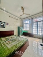 chính chủ bán gấp nhà hẻm 1340 đường. 3.2. p2. q11. giá 9.6 tỷ