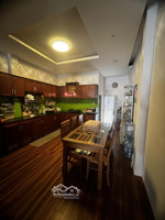 nhà 3 tầng mặt tiền bùi thị xuân, view pháo hoa sông hàn, ra biển mỹ khê 3p, cách sông 200m 9,5tỷ.