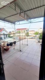 Bán Nhà 1 trệt 2 Lầu Mặt Tiền Chợ Kinh Doanh Buôn Bán Cực Tốt Phường Tân Hiệp.