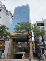 cho thuê tòa vp đẹp nhất mp quang trung. dt 155m2, 7 tầng 1 hầm, pccc chuẩn, thang máy, đh âm trần