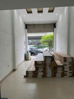 cho thuê nhà mặt phố dt 110m x3 tầng tiện văn phòng , kinh doanh sầm uất phố khuât duy tiến