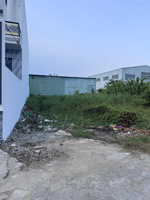 đất cách vòng xoay 5 con rồng 1p 110m2 chỉ có 550tr.