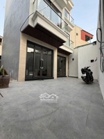 bán nhà 5 tầng 31m2 3ngu full đồ đẹp khu việt hưng long biên