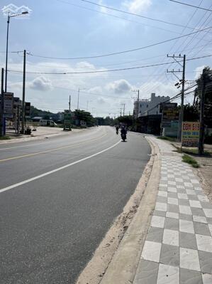Hàng Ngộp Nhà Nghỉ Mặt Tiền Biển Và Đường Lý Thái Tổ. 8,8xào Full Thổ Cư Ngang 77m. Giá Tốt.