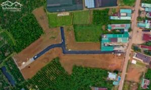CẦN BÁN GẤP ĐẤT VIEW HỒ GIÁ RẺ