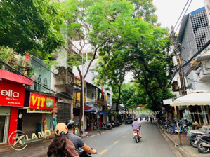 tin được không - bán nhà mặt đường cát cụt - đoạn 2 chiều - chưa tới 90tr/m2 - ngay nguyễn đức cảnh