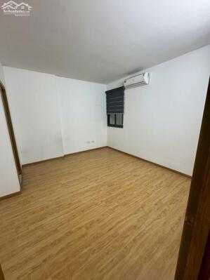 cho thuê chung cư Golden West, Lê Văn Thiêm, 96m2 - 3 PN, giá 14,5 triệu