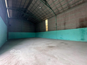 cần thuê kho xưởng quận 7 dt 700m2 chuẩn vệ sinh an toàn thực phẩm
