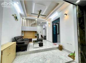 BÁN NHÀ VĂN MIẾU –ĐỐNG ĐA DT 40M 5TẦNG GIÁ CHỈ 8.7TỶ 100M RA PHỐ