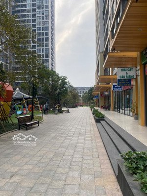 bán bđs shophouse chân đế nội khu tại the zenpark, giá 7,9 tỷ bao phí.