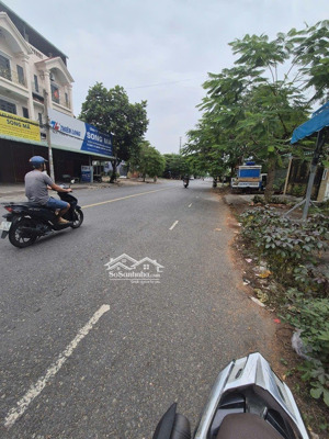 bán 2 bền đất đường nhựa lớn giá rẻ kdc an phú tây