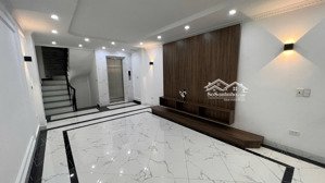 bán nhà phố mới tinh 6 tầng thang máy ngay sát văn miếu giá chỉ loanh quanh 11 tỷ