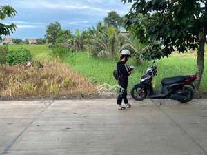 gấp! bán đất mặt tiền 120m2 đ. bạch đằng, tt núi sập, thoại sơn, an giang, shr, tc 100%