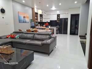 bán nhà trung tâm thị trấn quốc oai, 2 tầng x 102m2,full nội thất đẹp, ngay cổng công an thị trấn