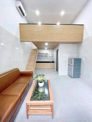 phòng trọ quận thủ đức - phòng full nội thất ngay ngã 4 thủ đức