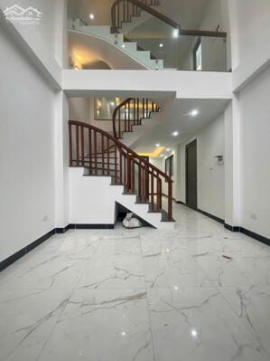 bán nhà an thượng hoài đức, xây độc lập căn góc 5T*40m2 mặt ngõ thông thoáng giá 4,3 tỷ
