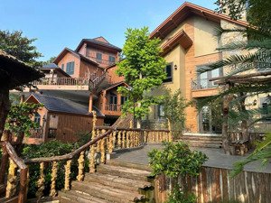 bán khu homestay nghỉ dưỡng tại sóc sơn hà nội, diện tích 2520m2, biệt thự siêu đẹp. giá chỉ 26.9tỷ