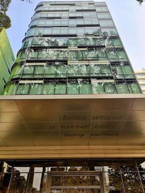 bán tòa khách sạn fusion suites saigon, 3-5 sương nguyệt ánh, p bến thành, q1, dt 914m2, xd 12 tầng