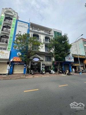 bán tòa nhà góc 2 mt đường thương hiệu quận 3 dt 12.5x16m - hđt: 220 triệu/tháng 5 lầu - giá: 45 tỷ