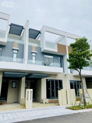 Nhà phố BGI ngay trung tâm thành phố 100m2