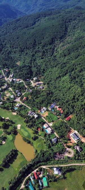 bán căn bt nghỉ dưỡng sân golf tam đảo, vĩnh phúc, 1050m đất nhà 3.5 tầng có bể bơi, lh 0985893282