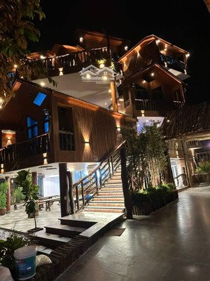 cần bán gấp homestay sóc sơn, hà nội giá bán nhanh 26.99 tỷ đồng với diện tích 1450 m2 vị trí đẹp