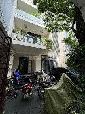 chính chủ cho thuê nhà mặt tiền lê đại hành, quận 11, dt; 8m x 28m, 4 lầu