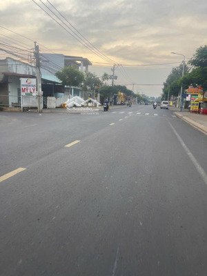 đất mặt tiền đường nguyễn trãi kinh doanh đa ngành nghề