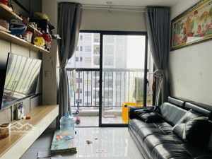 cần bán 2pn 2wc 62.3m2 sổ sẵn saigon avenue view landmark 81 nội thất đẹp chỉ 2.6 tỷ
