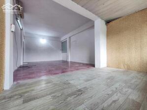 Cho thuê căn hộ tập thể Thành Công, Ba Đình, 50m2, 2 mặt thoáng, view mặt phố
