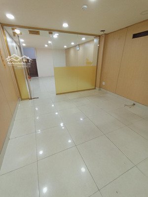 71m2 5 tầng chỉ 40tr nguyễn chí thanh quận 5
