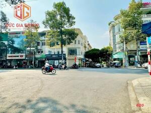 Bán nhà 1 trệt 2 lầu đường D4 khu D2D Võ Thị Sáu phường Thống Nhất giá 7,5 tỷ