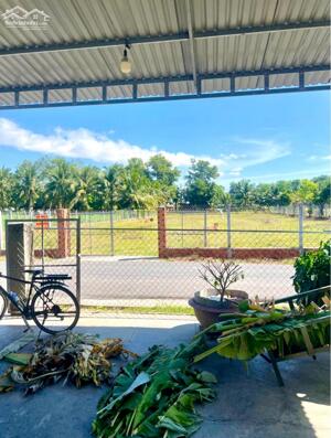BÁN GẤP 1.000M2, SHR THỔ CƯ, MẶT TIỀN ĐƯỜNG NHỰA, ĐƯỜNG THÔNG KHU CÔNG NGHIỆP, GIÁ 1 TỶ890