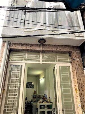 6 TR/TH - NGUYÊN CĂN QUẬN 10 - GẦN CẦU VƯỢT 3/2 & ĐH KINH TẾ - 1 TRỆT 1 LẦU 2PN - NỘI THẤT