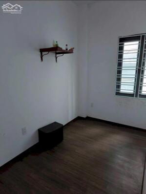 Cho thuê nhà Tô Hiệu , thích hợp ở kết hợp kinh doanh Spa , Mi , Móng