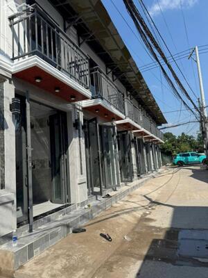 Minihouse cao cấp mới 100% gần vòng xoay võ văn kiệt