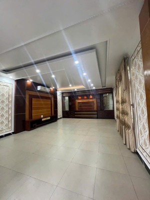bán nhà lô góc mặt đường nguyễn văn linh gần siêu thị aeon mall, mặt tiền 9.25m, diện tích 192m2