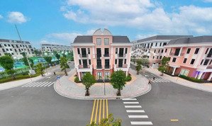 bán cặp biệt thự song lập tọa lạc đắc địa tại khu đô thị vincom shophouse royal park quảng trị